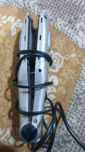 مكص ومشط شغلات استعمال قليل
رايدهن 2 ب25.000 مكاني الجبيله ***********
