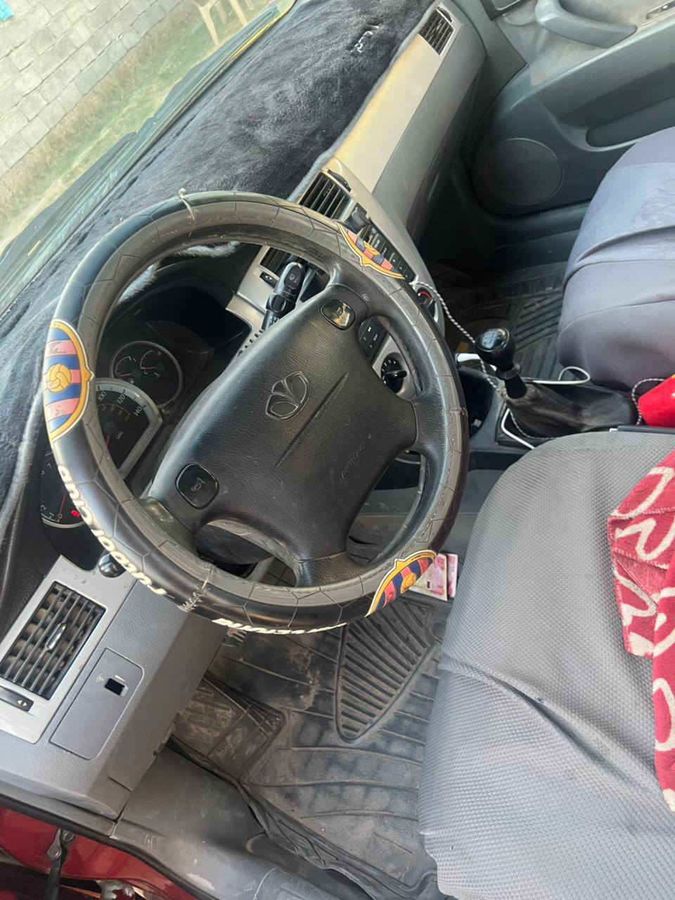 السلام عليكم
فورنزا للبيع 2007 
سنويه بسمي 29 
هزه جديده رقم بغداد 
ظفيره جديده 
مكينه 2000 بيها اسم تبخير كلش قليل 
السياره كدامك 
مكاني بغداد اللطيفيه السعر 48 
للتواصل ***********
