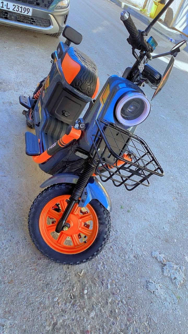 سلام عليكم دراجه شحن نوع R9maxللبيع السعر 450 وبيها مجال للاستفسار الاتصال بلرقم ***********
