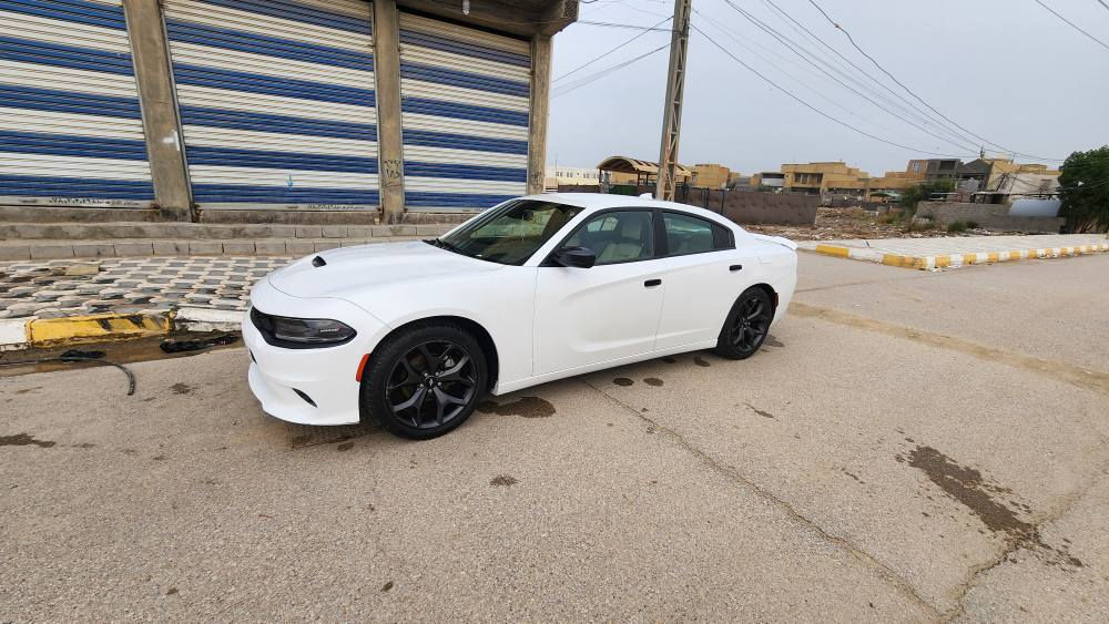 دوج شارجر اي اكس تي فول موصفات عدا الفتحه  محرك ٣او ٦٠٠  اسياره ما ماشيه استخدام شخصي  موديل ١٨ معليه ١٩  حادث جملق بدون دوخل بنيد مبدل تحديث فقط  مروس او بيع سعر ١٨٠ مجال  رقم بغداد انكليزي بسمي  استفسار تصال *********** مكاني الناصرية مركز ناصرية, ذي قار
