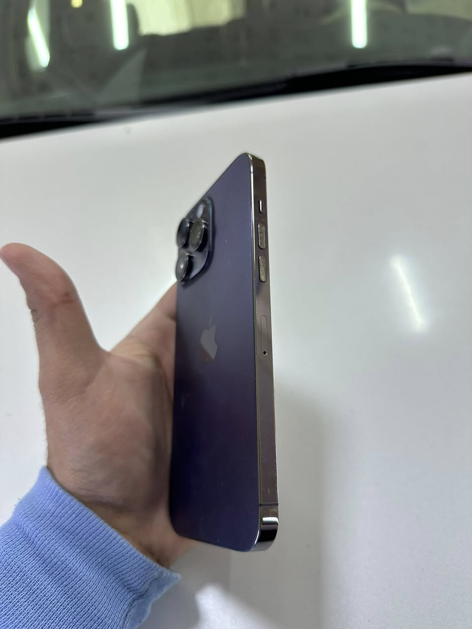 ايفون 14 برو ماكس شرق اوسط للبيع
جهاز نضيف جداً جداً 
بطارية 84
مبدل شاشة اصلية تفصيخ الله شاهد ماخذها ب٦٢٥ بوكتها 
ف يعني اصلية مال جهاز تفصيخ افحص وين متريد وياك والكامرة الامامية بسبب الشاشة من فتحوها كامت تقرا هيج بس هي شغالة100% فيس ايدي وكلشي شغال لامانة تجي وتشوف بعينك وتفحص وتشوف
 كيبلة ويا 
السعر 750 وبي مجال بسيط 
للاستفسار على الرقم واتس اب او اتصال 
***********
