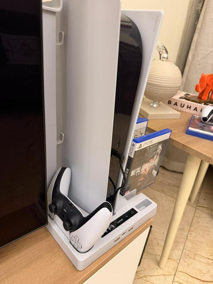 سلام عليكم بلي فايف البيع العنوان بغداد السعر 550 بي مجال بسيط غراضه كامله ويا فيفه 25 ويا ستاند ابو المروحه ***********
