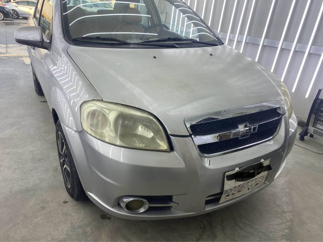 ئەڤیۆ ئۆتۆماتیک ٢٠٠٧ جام کارەبا ئاوێنە کارەبا ناوزەرد مەکینە گەورە تەبرید ساردو گەرم بلاجکتۆر تایەی تازەیە
ویل کەپە پێنچ پارجەی بۆیاخە بێ دەعم پیشو دوای کەپسە سەقفو شانی زۆر جوانە تەقەو رەقەی نیە 
تەرزەو شەپۆلی نیە گێرو مەکینەو کارەبای بەشەرت
هەزەی تازەیە سەنەوی تازە بەسەر چوە 
تەحویل خەرامە براوە بەشەرت سعری ٥٨مەعامەلە 
شوێن سلێمانی 
*********** السليمانية, العراق
