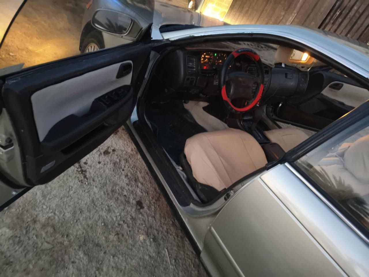 سلام عليكم سياره مارك نفخ مديل 94 رقمه بابل نكليزي سياره بيه كفر كصه خلفي من ليابان مو هنا والباقي مكفول مصبوغه عام جماليه  سعر 58وبيه مجال مكاني نجف ناحيه حريه الشراي بي خير ويدلل ***********
