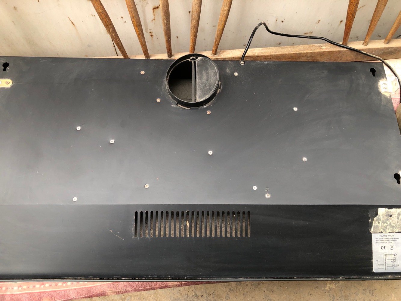 مرشحة نظيفة جدا مستخدمة اسبوع واحد فقط بس شلنا وتركناها ف بيها تراب بس عنواني الدورة لطفًا اذا مو شراي لاتتصل🤍