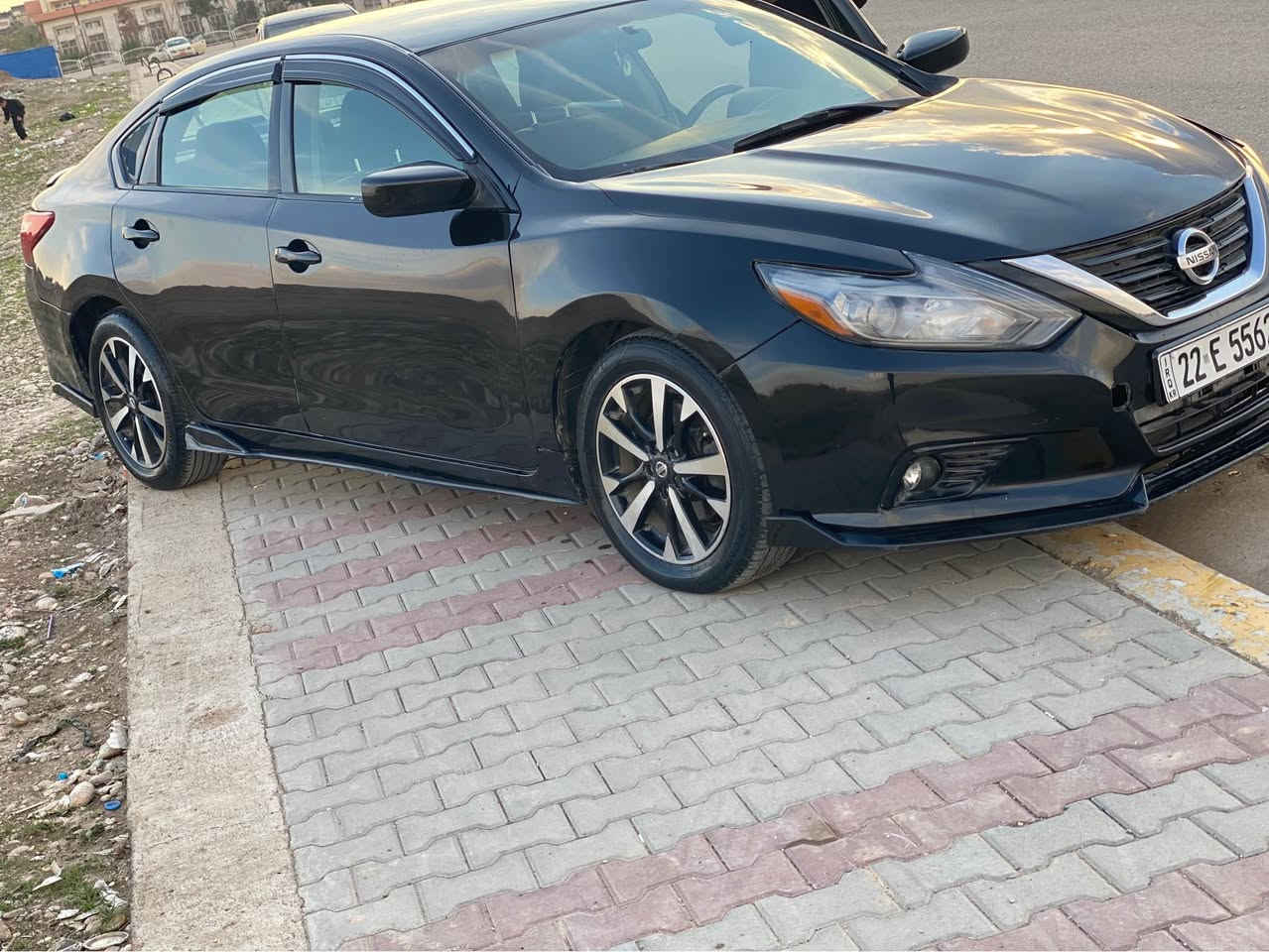 نيسان ئالتيما ٢٠١٧مواسه فات sv سه ياره كه حيزام سبوغه جه مپى پشتى هه يه  جاملغى لاى سايه قى ليدانى هه يه  هه نده ك ناو ده ركه ى گرتيه  سه نه وى به سه ر جوه ٥ وه رقه غه رامه ى له سه ره  به ناو كردن و گيرو مه كينه به شه رته  سه حرى ٩٩ مه جال ره قه م ته له فؤن *********** أربيل, العراق
