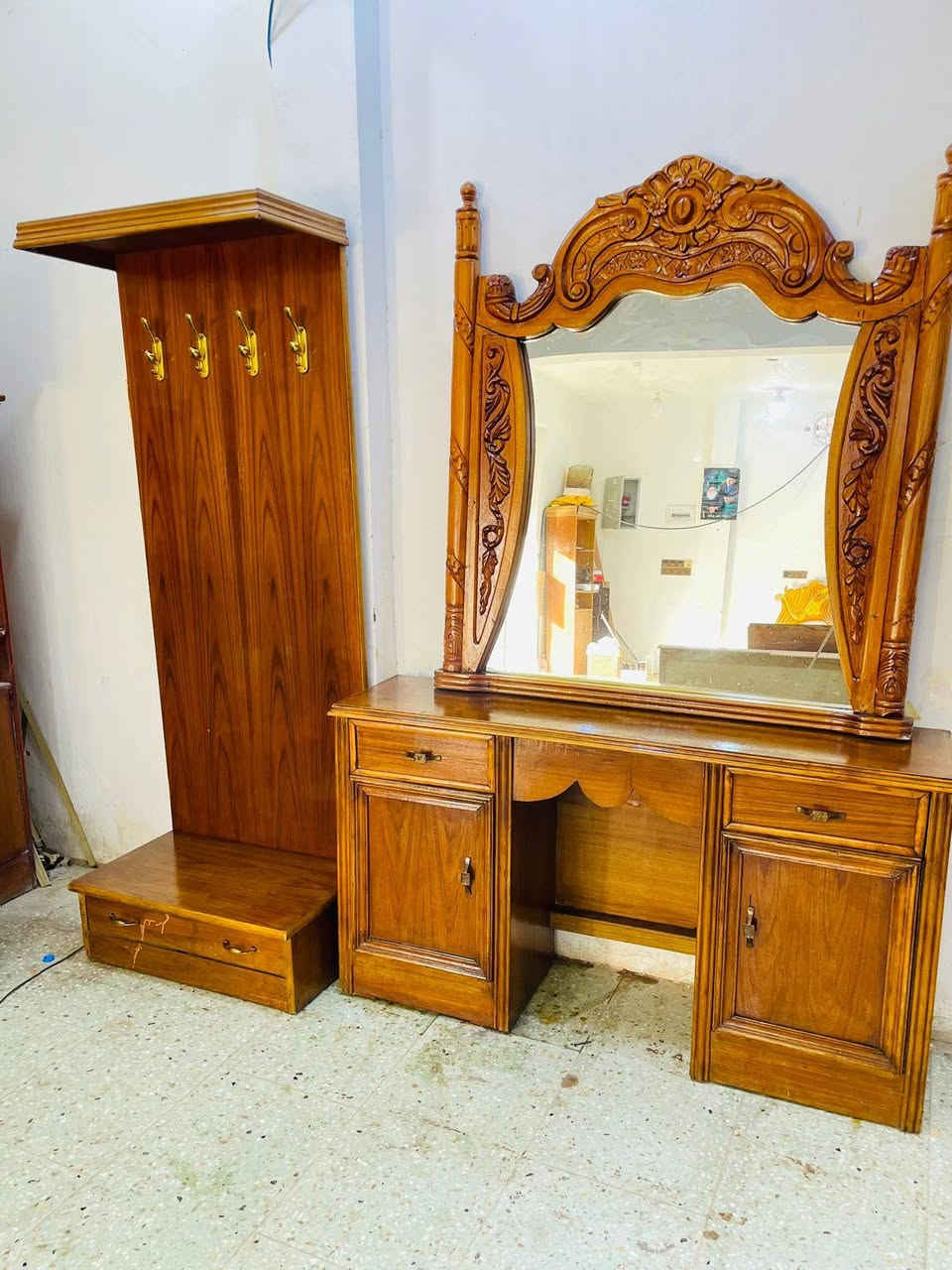 غرفه أم سته ملحق داخل وخارج صاج تزكام زان كله حفر يدوي سعره 950 واصل داخل بغداد


**إذا كنت صاحب هذا الإعلان وتريد حذفه لأي سبب، رجاءا أرسل رسالة إلى الدعم الفني**