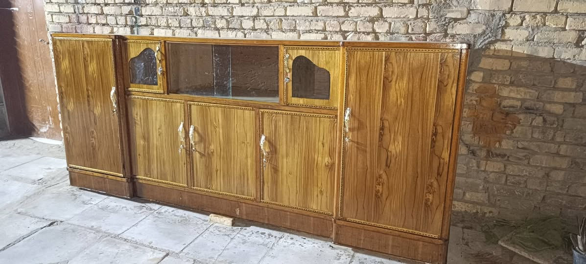 بوفيه تسكام درجه ولئ 3متار ونضيفه البيع الكان الشاميه السعر ب 225 وهذا رقمي ***********
