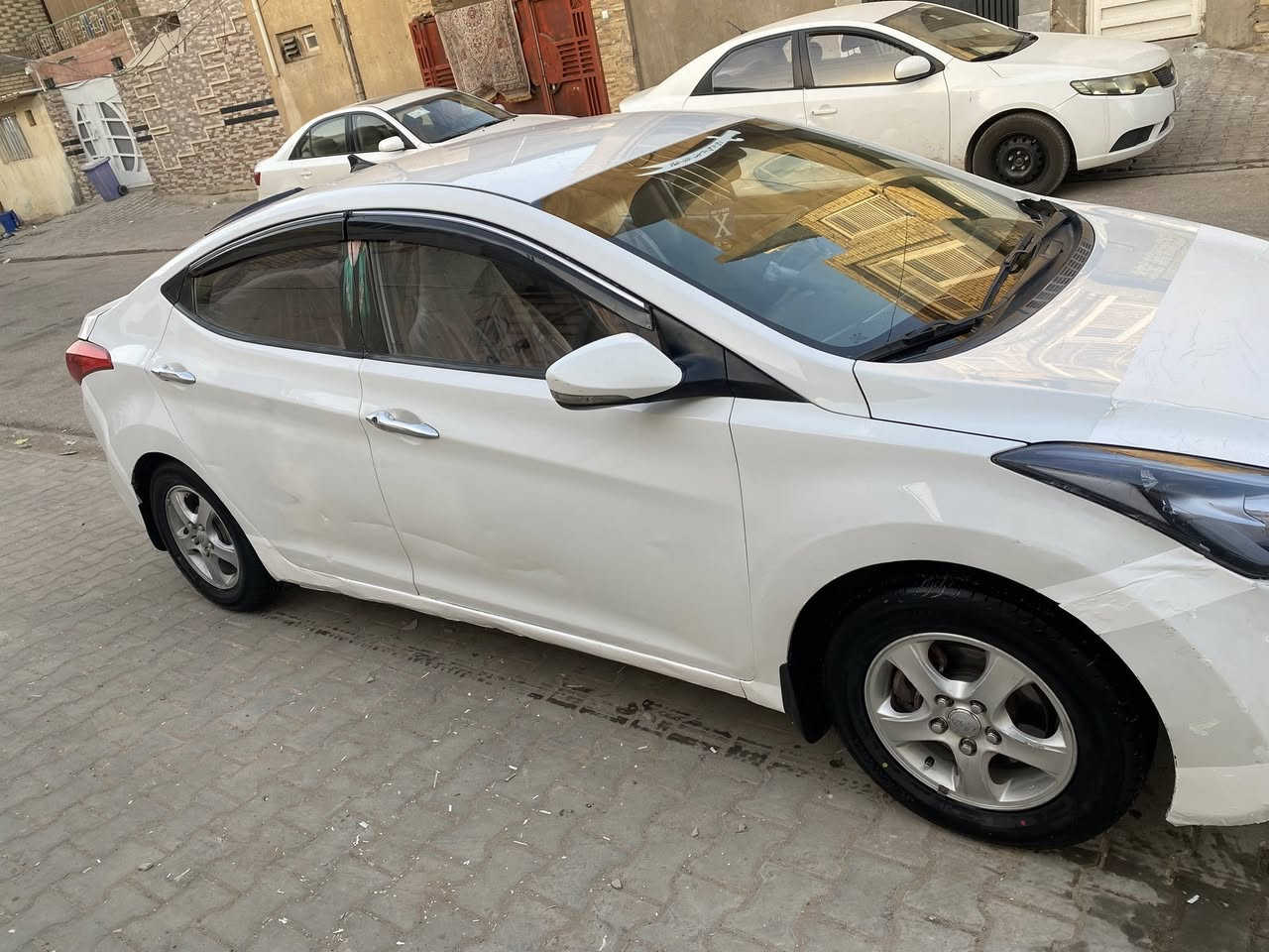 السلام عليكم
الانتر موديل 2012 محرك 1800 وكير كفاله تبريد شغال ❄️ ثلج سيارة بيه صبغ جاملغات وره وجاملغ الامامي لبصوب السايق وكاله تحب او تحويل رقم اربيل تخم تاير صارلي يومان من شاده باتري جديدة سيارة جاهزه مجهزه هذا رقمي بيه وتساب *********** مكانه النجف الاشرف سعره 95 ورقة وبيه مجال لشراي
