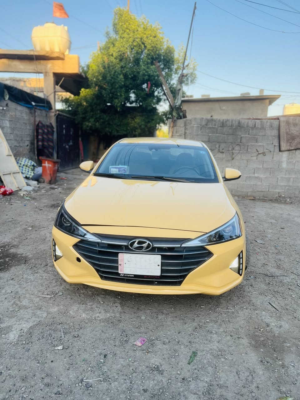 السلام عليكم انتره للبيع هذا الحادثة منشورة  المحرك وكير مكفولك الموديل 2020 السعر 128 ورقه العنوان بغداد الزعفرانيه الحب يتصل على هذه الرقم ***********
