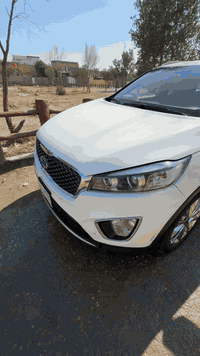 سورنتوا 2016 خليجي 6 سلندر ماشية 127 الف نظيفة بيه فقط بارد كما موضح بالسونار السعر 230وبيه مجال قليل رقم واسط باسمي الاتصال على الرقم ***********
