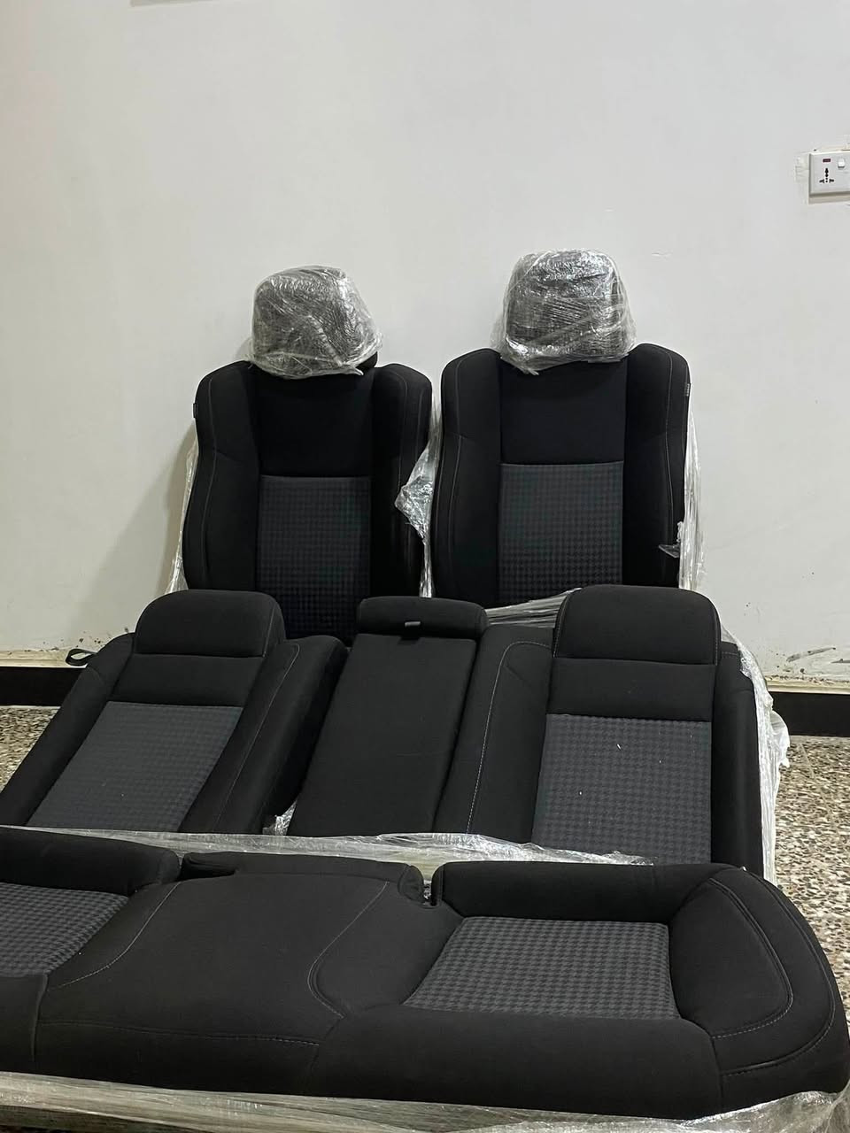 سلام عليكم اخوتي

كشنات دبــل حـضـن
جـدد كلش و عَ شـرط 
يرهـم لـكل الـموديلات 2011-2023 
جـارجـر اوبـامـا

الـسعر : 600 الف و بيهن مجال
بيع او مراوس

مكاني ديوانية
***********
