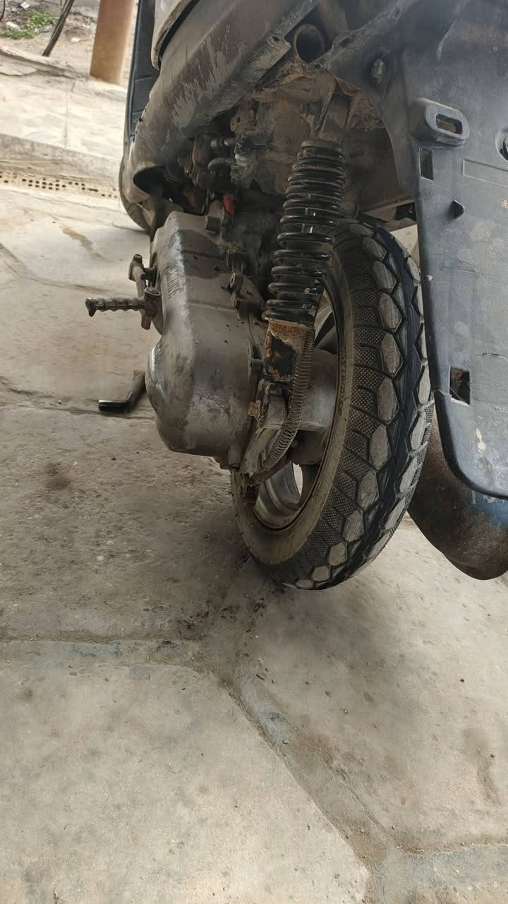 للبيع شغاله كولشي مابيها كوم حديد ١٠٠ الف 
*********** ناصريه مركز
