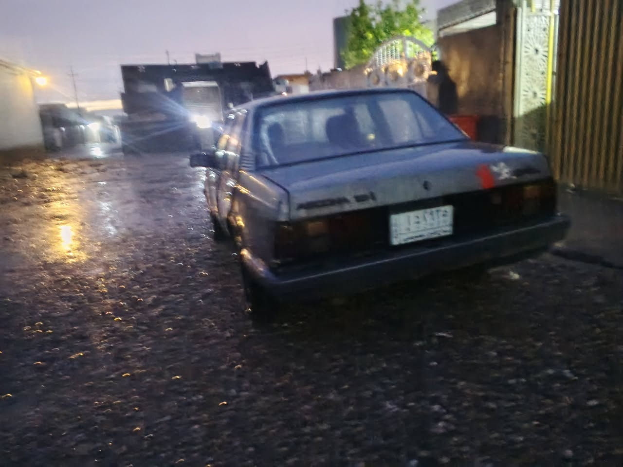 اسلام عليكم لبيع سياره وبل سكونا 
موديل 1988 محرك جديد گير جديد سنويه 2028جديده گهربائات يرادلهه ترتيب تايرات نضاف تحويل شرط السعر 16ورقه وبيهه مجال لاستفرار ***********
