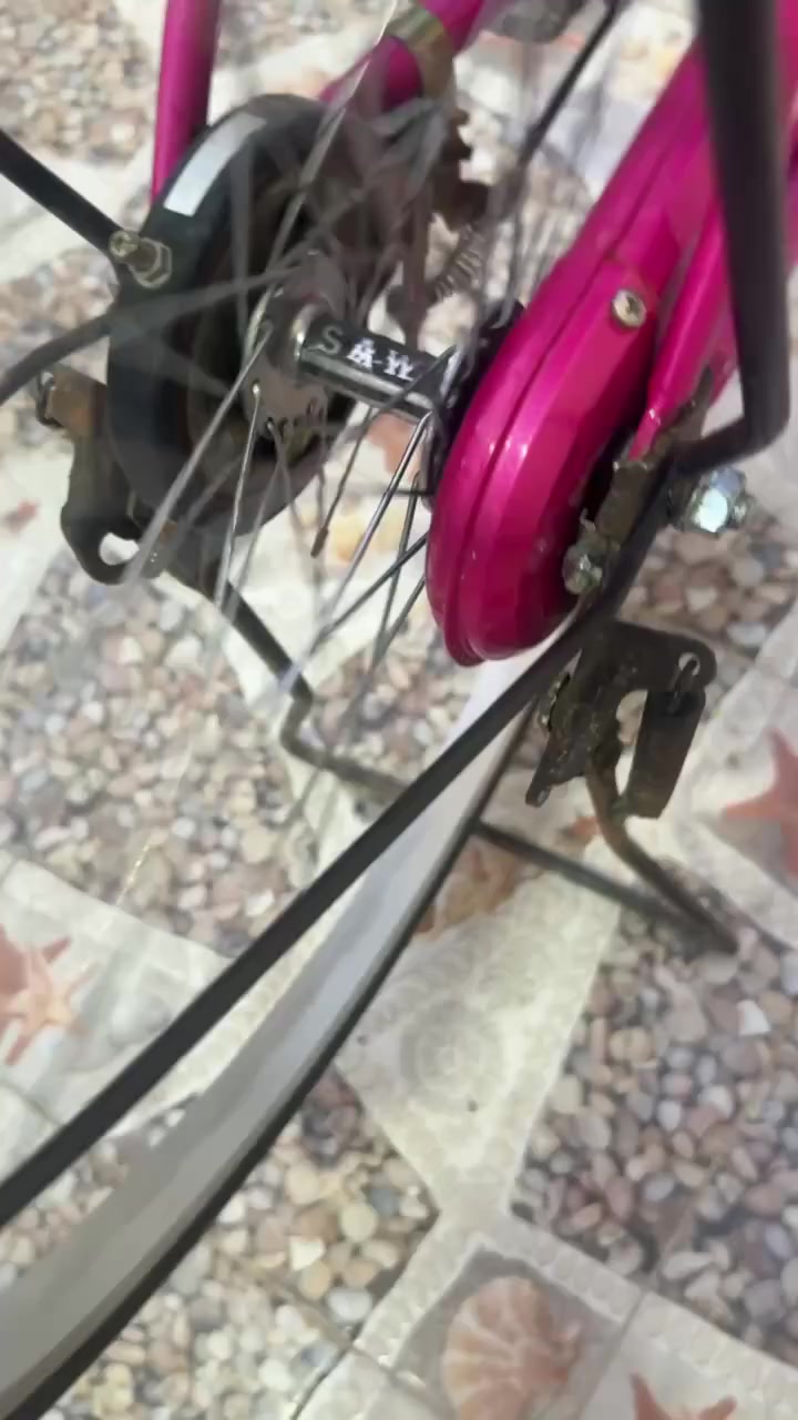 سلام عليكم ، للبيع بايسكل بناتي ياباني موديل 2019 ، السعر 100 قفل


**إذا كنت صاحب هذا الإعلان وتريد حذفه لأي سبب، رجاءا أرسل رسالة إلى الدعم الفني**