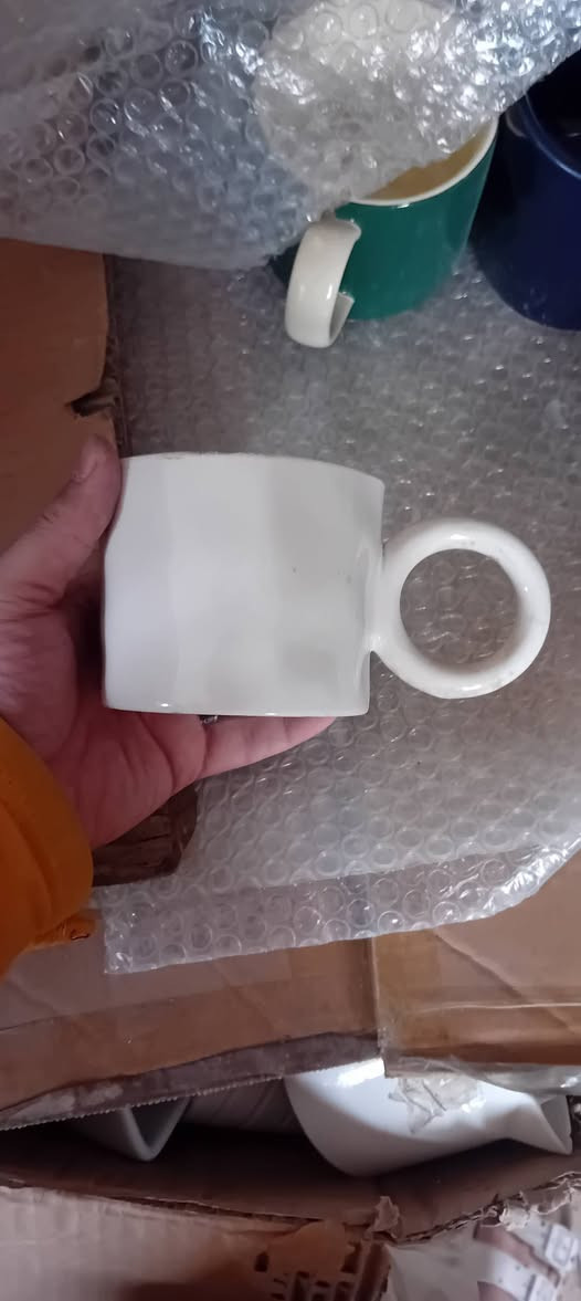 كارتون مك باله 
٦٠ قطعة في الكارتون بسعر ٣٠ الف
المكان بغداد


**إذا كنت صاحب هذا الإعلان وتريد حذفه لأي سبب، رجاءا أرسل رسالة إلى الدعم الفني**