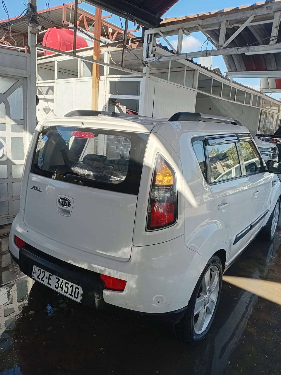 السلام عليكم
كيا صول 2011 خليجي 

مكينة 1600 دوش المرغوب 

محرك كير حدادية تبريد تدفئة كلها جاهزة 

ماشية 125 الف كيلو حقيقي 

رقم اربيل إنكليزي سنوية وهزة جدد 

مكفولة عدا الجاملغ الامامي بي رشة كلش بسيطة شرط بدون معجون 

شاشة كبيرة 

كامرة خلفية 

تحكمات 

مواصفات نص فول 

مكاني ديوانية بالمركز حي الجزائر 

السعر 108 بيها مجال كلش قليل 

‭٠٧٨٠ ٧١٥ ٤٨٨٠‬

