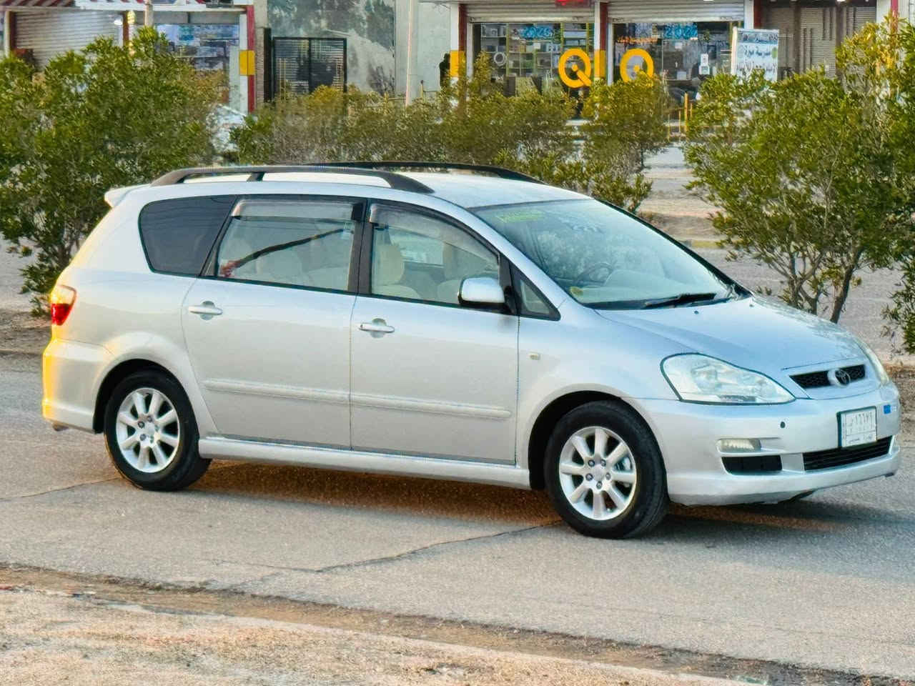 ابصم 2003 تحويل ثاني يوم كرستال مكفوله من كلشي ضربه صبغ كافه الرسميات داخل بيجي صاج  رقم بصره سنويه 2027 فول مواصفات تويل مكينه 2400 حداده تخم تاير مكينه وكير اي نقص مابيه السعر 116$ عنواني البصره ***********
