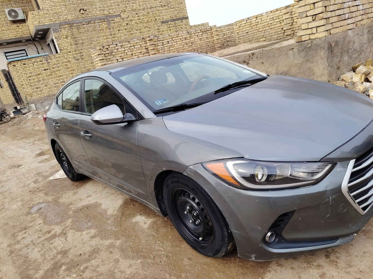 سلام عليكم سياره النتره موديل ١٨ وارد أمريكي مكانه ناصريه سعره ١١٧ وبيه مجال وباقي تفاصيله ابكتاب الفحص مرفق بل منشور ***********
