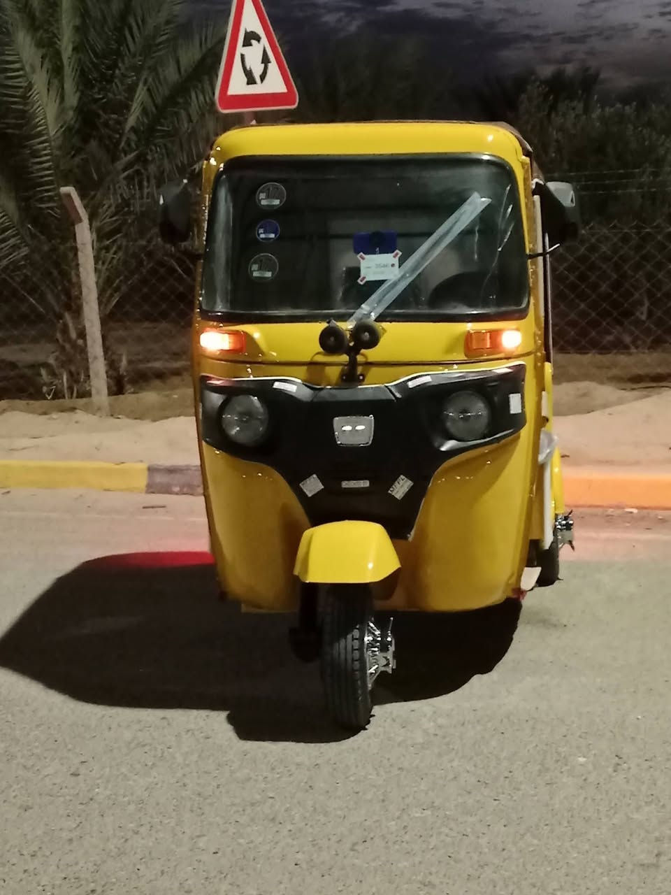 تكتك 2017اوراق سعر 3800وبيهه مجال معمره دوس مصبوغه عام ***********
