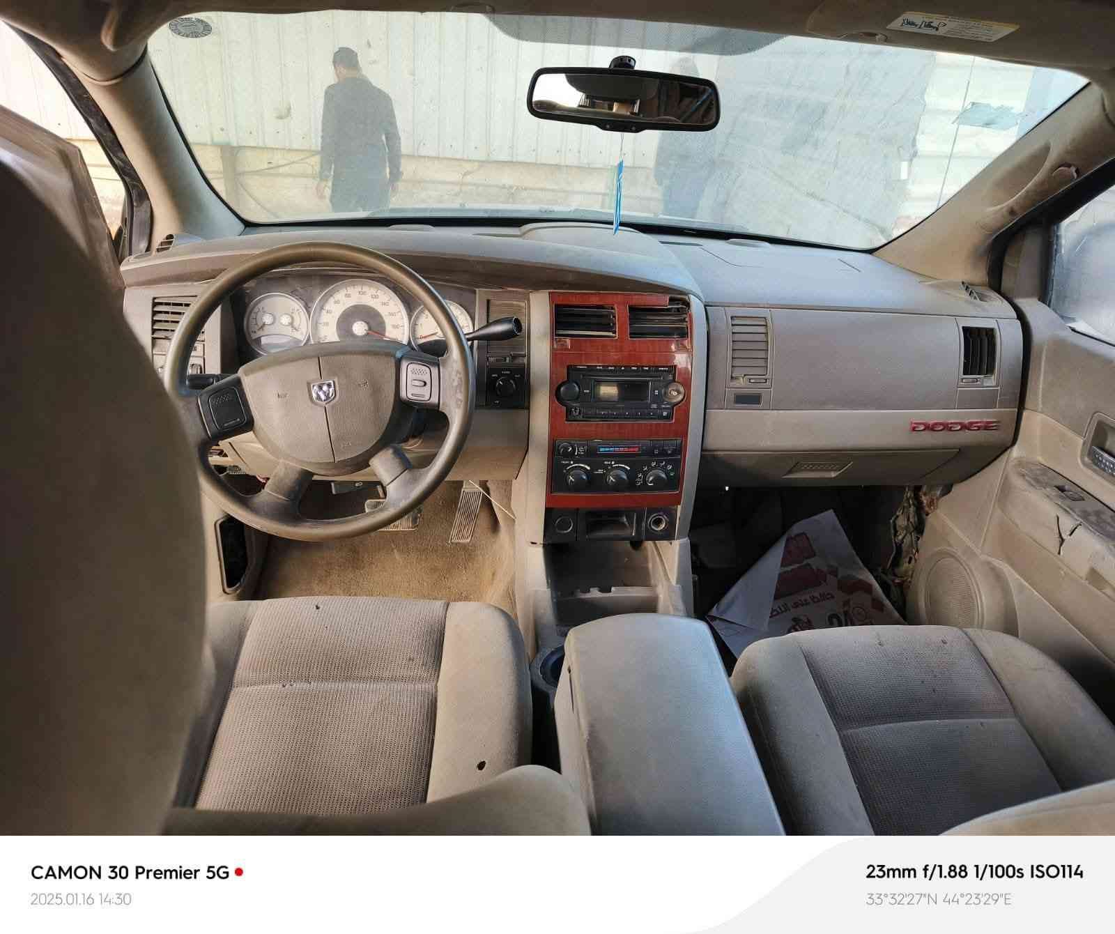 *دوج دورنكو 7راكب موديل/ 2004
رقم دولي21 شمالي صاحبها الشرعي  ببغداد سنوية منتهية صار سنتين   6 /2024 
محركها بلاد كير جديد
حدادية نظيفة
عطل حساس كنترول كيلومتر مامصلحه لعدم التفرغ نقص فقط فان التبريد الداخلي 
وحادثها ومصلحه في الشاصي الحديد من صفحة التايرالأيمن مصبوغه عام 
تايرات 80% باتري جديد سياره حلوه من الدواخل كهربائيات كلها شغاله ويلادي 
السعر/53وبيها مجال للجادين ..
رقم موبايل ***********
