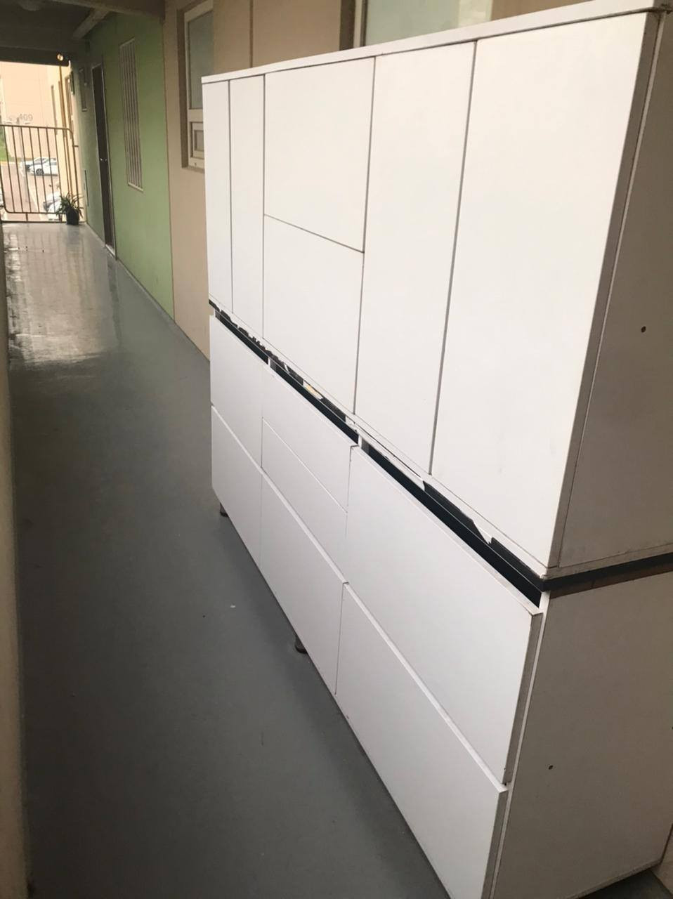 السلام عليكم كاونتر للبيع مستعجل شغل ثكيل اي عيب مابي فوك وجوه السعر 250 للتواصل *********** بي واتساب للعلم هذا مفتوح يعني منفصل اني مخلي واحد فوك الثاني يرهم شرقي ويرهم غربي
