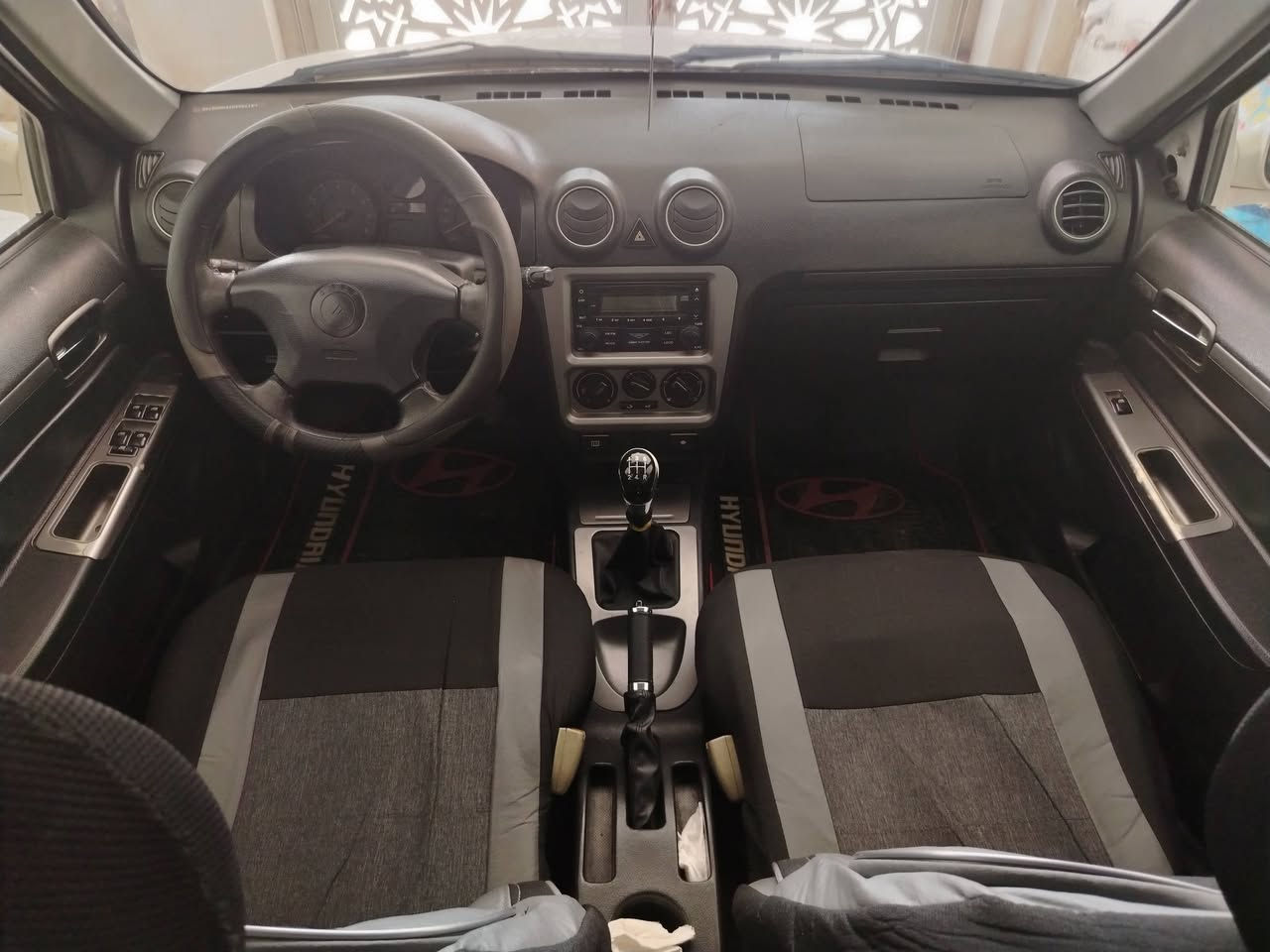 سلام عليكم ورحمة الله وبركاته 
1. CK 2014
2. رقم أربيل تحول مباشر
3. محرك 1.5 ماشيه 140 
4. كير ومحرك شرط 
5. تبريد تافئة شرط
6. كهربايات كلها شغاله
7. بيها جاملغ امامي بارد جهت السايق وباب النفر بارد بسيط والباقي بل مرفوع بل منشور
8 السعر 55 وبيها مجال بسيط ان شاء الله
للاستفسار الاتصال على ***********
