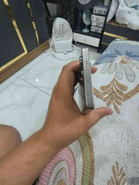 ٢٥ الترا للبيع مليون و ١٠٠ استخدام كم يوم كامل ملحقات الجهاز جديد مع كفر ولزكة شاشة وشاحنةة
مكاني المنصور 

***********
