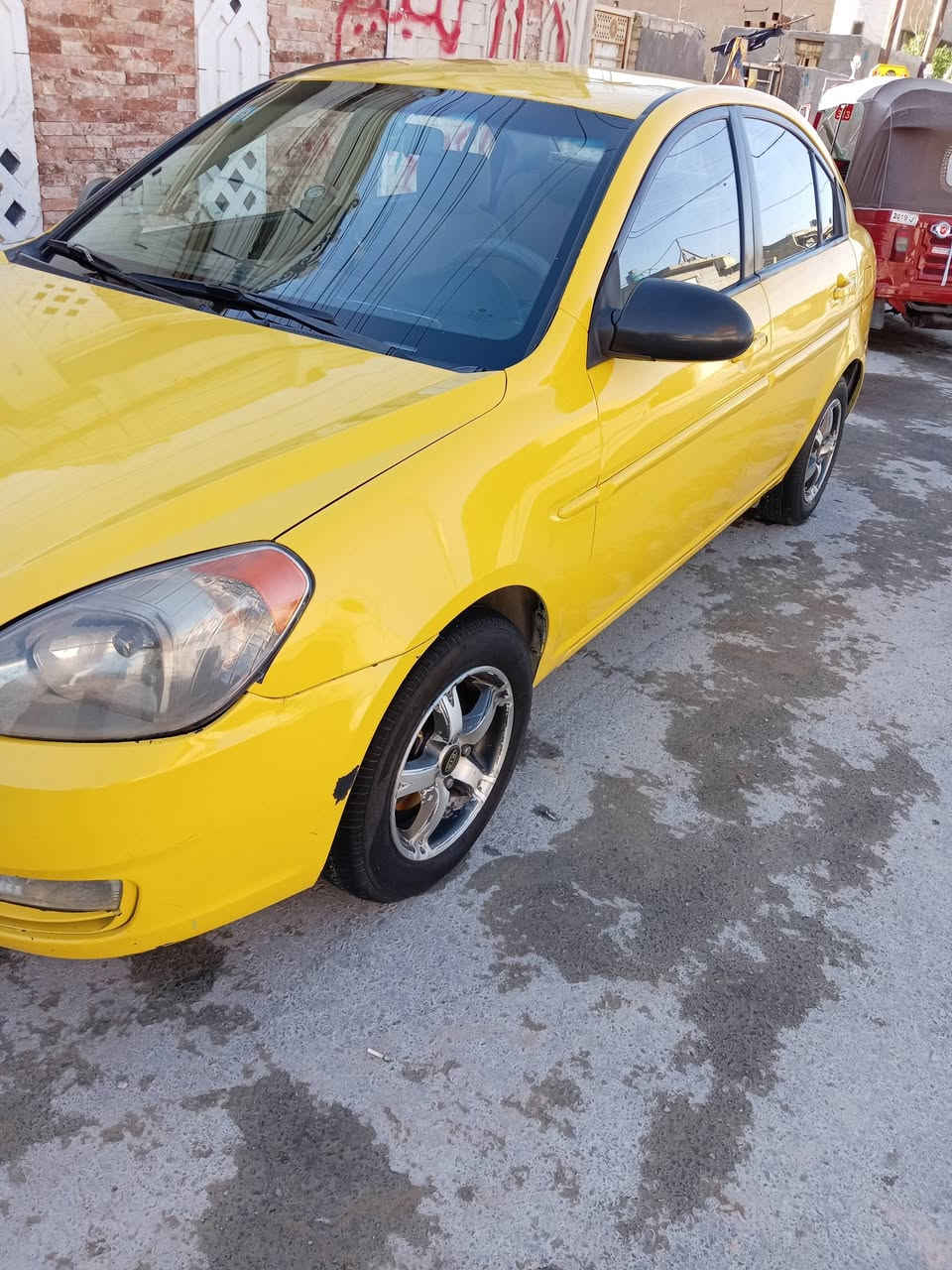 السلام عليكم أكسنت موديل ٢٠٠٨ وارد أمريكي بيها ضربه جاملغ خلفي شبر لا كص ولا شي سياره جديده تخم تاير وصدر جديد مكينه وكير مكفَولات
السعر ٧٧ وبيها مجال بسيط رقمها كربلاء وانكليزي مشروع وطني العنوان بغداد الشعب ***********
