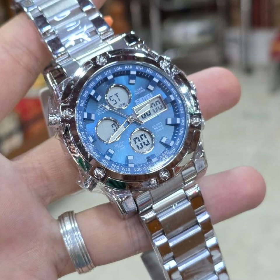 دكّة الساعچـي ⌚️
.
SKMEI World Time Dual Display 🌍
كل وظيفة تحتاجها — بمعصم واحد.
مسافر؟ رياضي؟ رجل أعمال؟
هذي الساعة صُنعت لكل الأوقات.
🌏 World Time — وقت أي مدينة بالعالم فوري🔥
.
للحجز والاستفسار دايركت او على الواتساب 📲
يتوفر توصيل لجميع المحافظات 🚚
#العراق #viral #reels #trending #luxury


**إذا كنت صاحب هذا الإعلان وتريد حذفه لأي سبب، رجاءا أرسل رسالة إلى الدعم الفني**