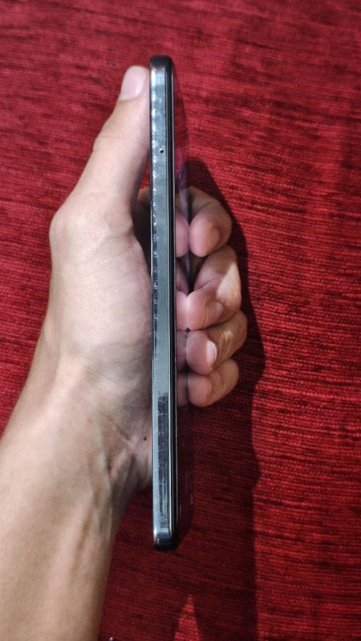 سلام عليكم
Tecno Spark 30 pro

نظافة فول كدام عينك شرط 

ما واصل صيانة ابد

كامرة 108

شحن 33واط

رام 8+8

ببجي 60 فريم

شاشة آمولد 120 هرتز 

 ( 250)السعر 

وبي مجال 

 رقمي ***********
