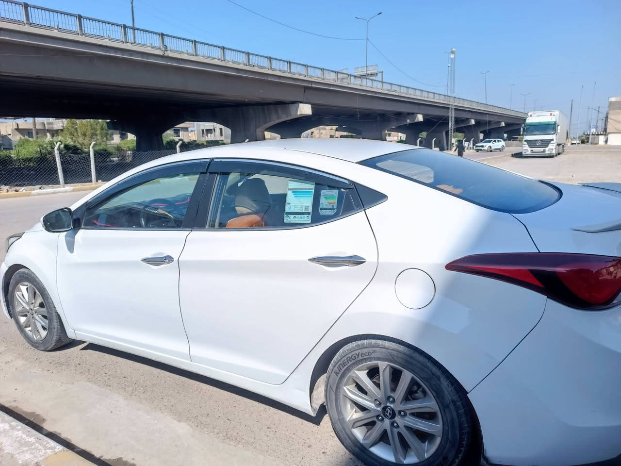 سلام عليكم
النترا 2015 خليجي فتحه السياره بسمي شرط تحويل مباشر السياره مال بيت متعبانه 
السعر 118$ وبيه مجال قليل 
حادثه بنيد تبديل + دعاميه وربع الجاملغ الخلفي وربع الباب عل شكل هلال بسبب الشخوط 

+ تخم تايرات جدد وباتري جديد ومسويله ادامه قبل اسبوع يعني كامله مكمله 

مكاني بغداد الدوره 

***********
