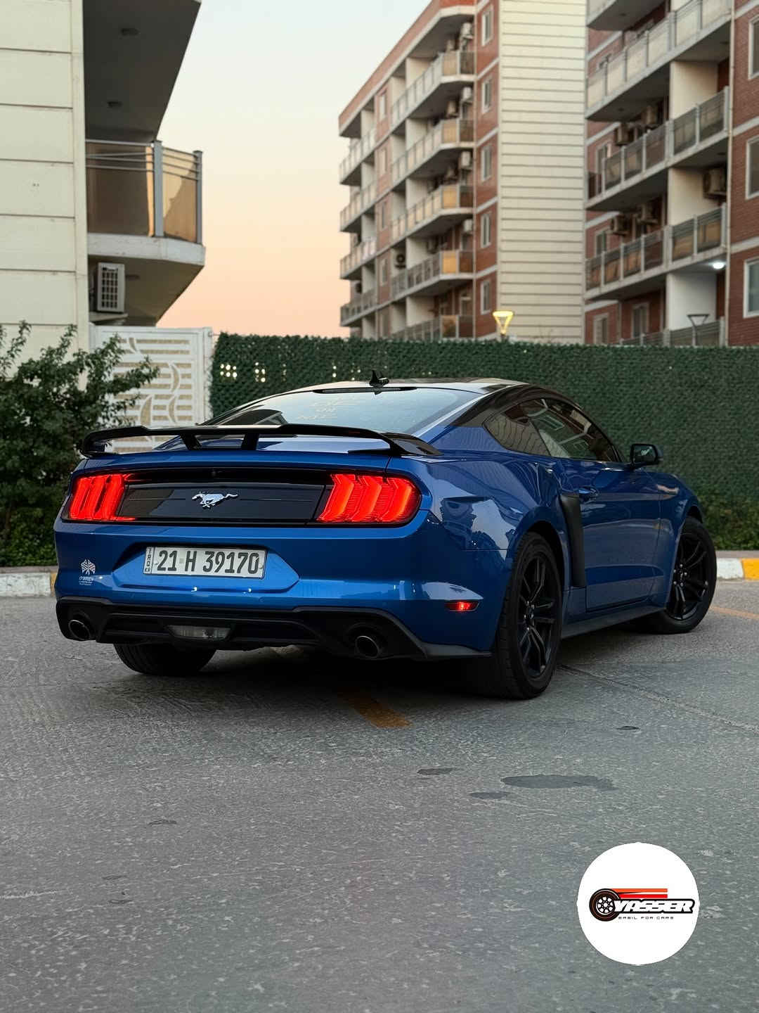 ⁨	#بسعر_منااسب ‼️ قطعة صبغ بدون ايرباك ✅

𝐅𝐨𝐫𝐝 𝐌𝐮𝐬𝐭𝐚𝐧𝐠 𝐄𝐜𝐨𝐁𝐨𝐨𝐬𝐭 𝐏𝐫𝐞𝐦𝐢𝐮𝐦 • 𝟓𝟓𝐭𝐡•
الموديل : [ 𝟐𝟎𝟐𝟎 ]
المحرك : [ I4 / 2.3 - Turbo ] ⚡️
الگير : [ أوتوماتيك ] 
الممشى : [ 55 الف ميل ]
اللون : [ أزرق - مميز ] 🌊
الحالة : [ السيـارة وارد أمريكا ضررهـا جاملغ السائق فقط ! ]

[ السعـر .. $15,800 قابـل للتفـاوض ♻️ ] 

[ الـــــمـــواصــفـــــات ]

- السيـااارة فئـة 𝐏𝐫𝐞𝐦𝐢𝐮𝐦 فووول مواصفـات ( عدا الديجيـتال ) 

الموقع : [ بغـداد / الـدورة ] 📍

للتواصل واتس اب او اتصال : [ *********** ]

#yasser_erbil #mustang #موستنك #ايكو_بوست⁩
