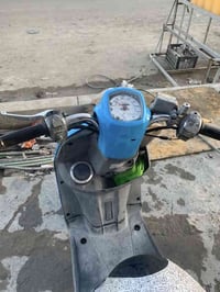 دراجه ماكس بوليسي كفراتهه بلادي بس صبغ جماليه مكينه مكفوله لايتات زنن ...