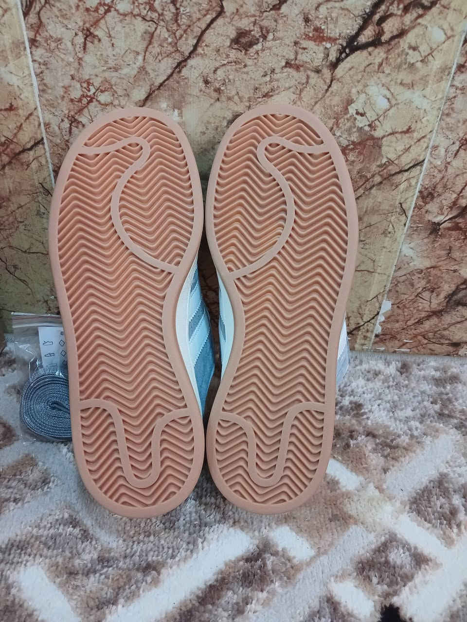 أديداس سامبا قياس 41...40 ألف توصيل مجاني


**إذا كنت صاحب هذا الإعلان وتريد حذفه لأي سبب، رجاءا أرسل رسالة إلى الدعم الفني**