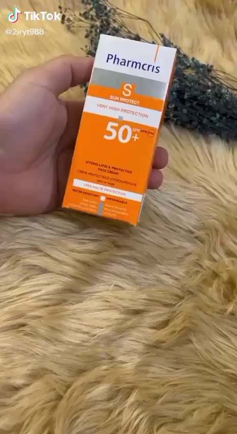 فارمسي 🧡 واقي شمس 🧡 ☀️ 
فارمسي للبشرة الحساسة والبشرة التي تتطلب درجة حماية كبيرة 💜 من أشعة الشمس المكثفة وحروق الشمس التي تسبب مشاكل للبشرة مثل الحروق والحبوب والتصبغات والكلف والاحلى إنّو استخدامه سهـل وبسيط ويخلصكم من الملمس الدهـني وينطي نضاره للبشرة 😌✨


**إذا كنت صاحب هذا الإعلان وتريد حذفه لأي سبب، رجاءا أرسل رسالة إلى الدعم الفني**