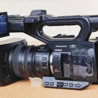 باناسونيك UX90 • 4K • ٦٣١ ساعة