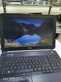 كور i5 • رام 4 قابل تطوير • SSD 128 قابل تطوير