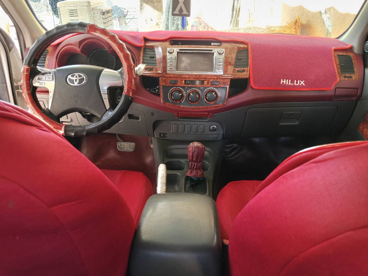 سلام عليكم
للبيع فلاونزة موديل 2015 كويتي شاصي 19 اوتوماتيك 
رقم قادسية الدولي سنوية لل2031 بسمي
 داخلة هزة ستوها مدفوع ظريبة لل2026
محرك وگير وضع شركة برغي مامفتوح ماشية 180
السيارة كفالة فقط بارد بسيط 
السعر 221 وبيها مجال 
مكان ديوانية قضاء الشامية 
***********
