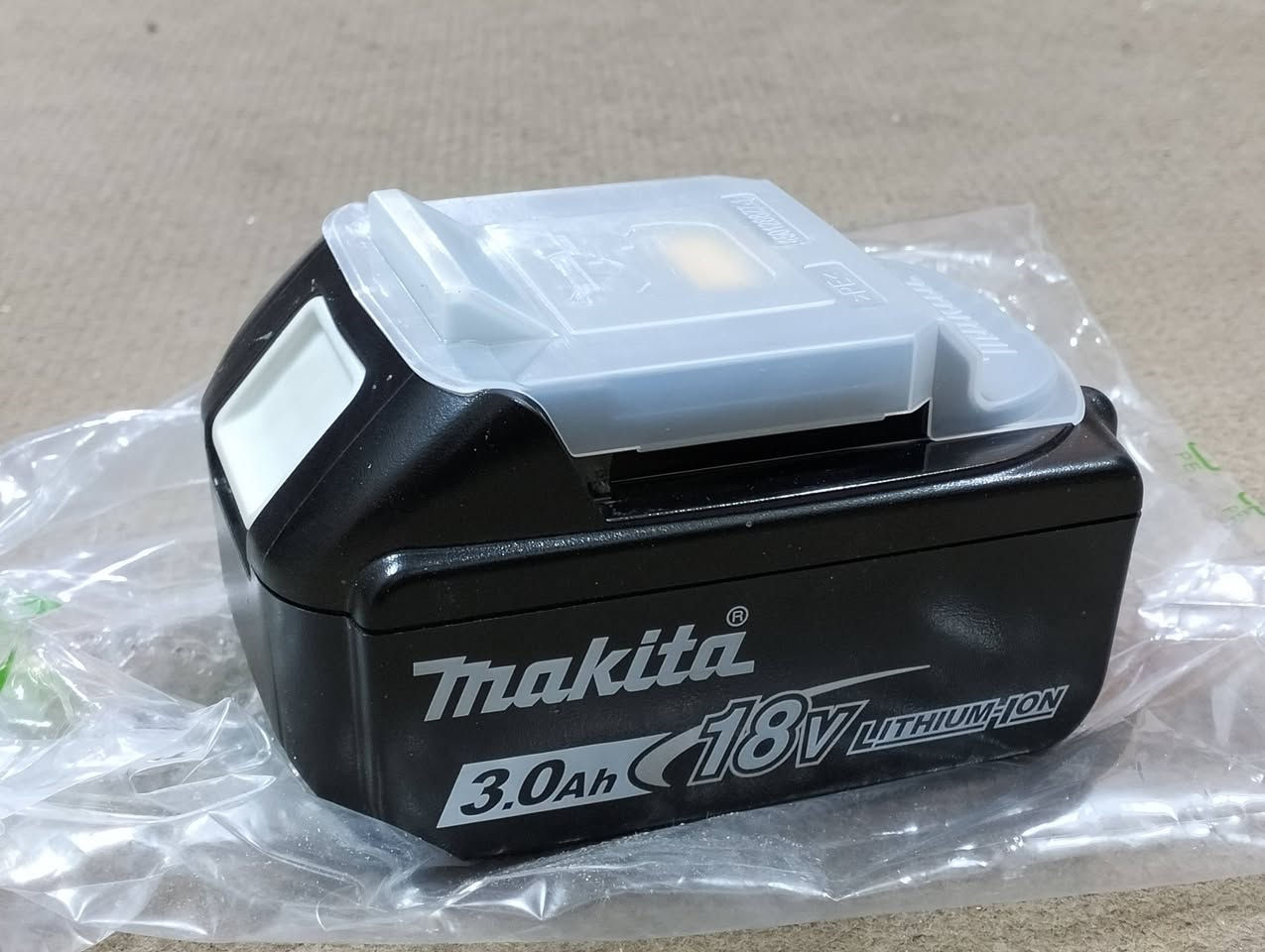 بطارية ماكيتا 3 امبير اصلي وارد 🇺🇸 جديد غير مستخدم .. قوي جدا لايقل كفاءة عن 5 امبير 💪


**إذا كنت صاحب هذا الإعلان وتريد حذفه لأي سبب، رجاءا أرسل رسالة إلى الدعم الفني**