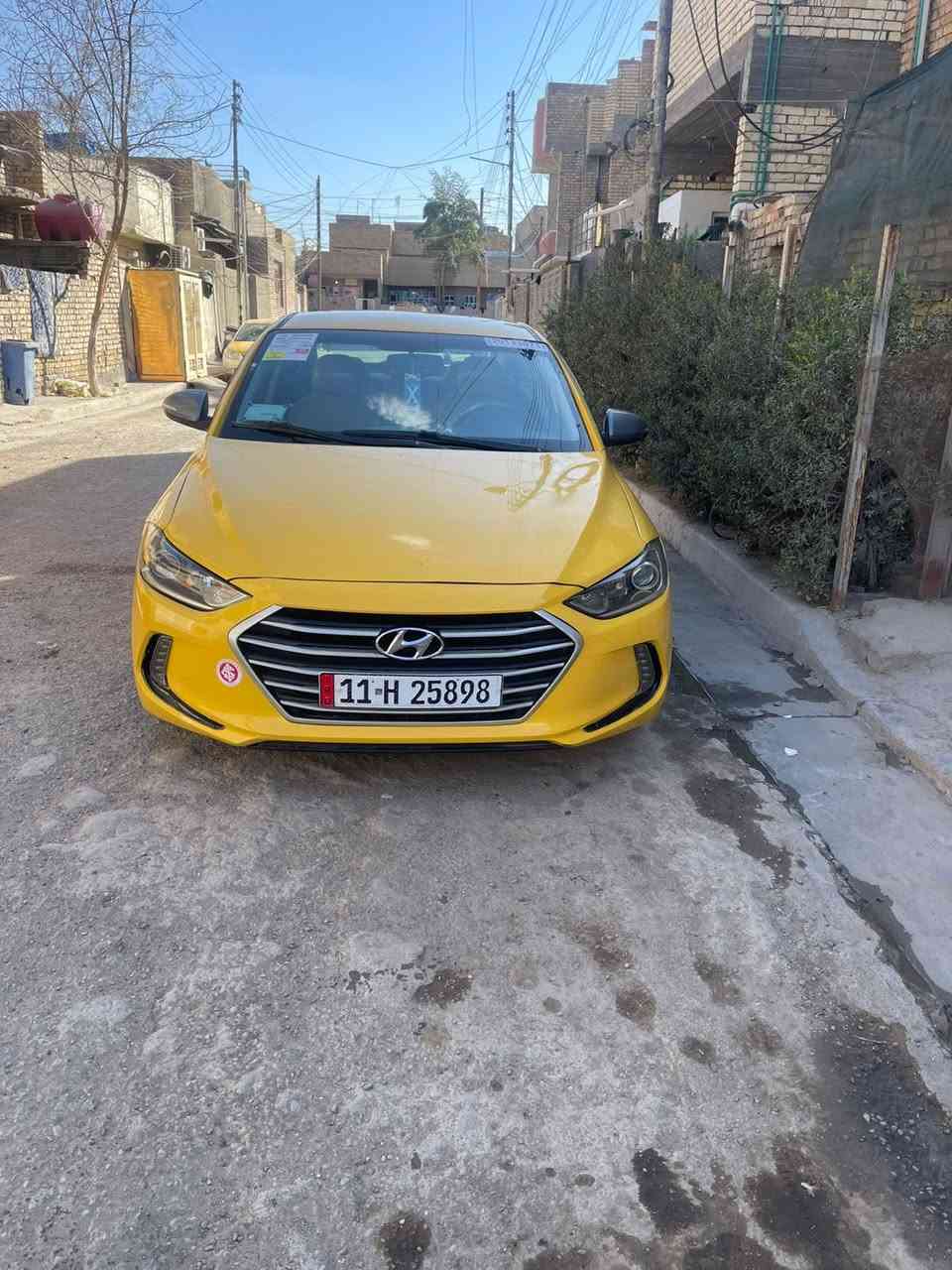 السلام عليكم انترا موديل 2018 صوره الحادث مرفوق بلمنشور سياره مكفوله من دواخل تخم تاير تبريد شغال تحكم ستيرن جيهتين محرك 2000 دوش حداديه جديده اشاير بالمري مكاني بغداد رقم تلفون ***********
