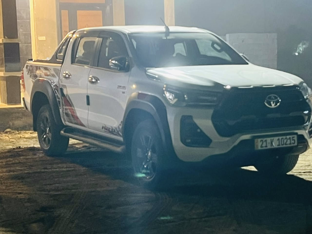 فور ويل موديل 2024 TRD يوجد بارد قليل جدا في الجاملغ الأيمن الخلفي رقم سليمانيه  دولي فول مواصفات ماشيه 29 ألف ساز 6 سلندر كشنات تدفأء تبريد قطعتين تبريد الاستفسار اتصل على الرقم ***********
