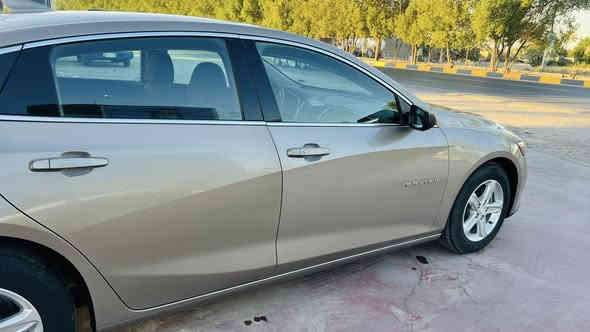 السلام عليكم
ماليبو فىة Lt 2022 جديدة كلش لوك
حادثها طعجة صغيرة بالجاملغ الامامي
مال السايق ومصلحة بارد

محرك ١٥٠٠ تيربو
بك لايت لد
تبريد مناخي منفصل
جنطة قاصة
شاشة كار بلي
هند بريك بصمة
تخم تاير وباتري جديد
اوتو ستوب
كشن. كهرباء
فول تحكمات ستيرن
ويل كب
زجاج فوتو
حجر بيئة بلادي
مقاعد هيترات
بصمه تشغيل وابواب وصندوك
تشغيل عن بعد 
لد امامي خلفي 
بجم كبس شركه 
شرط برغي ممفتوح بلسياره 

السعر ١٣٠$ وبيها مجال
للاستفسار
***********
