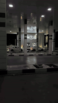 هيونداي سوناتا 
2021
محرك 2.5 تنفس طبيعي 
ماشيه ٦٧ مايل 
وارد امريكي
فئه SEL
تشغيل عن بعد 
اوتوهولد 
اربع انظمة قياده 
دخول ذكي 
رادار ٣٦٠
نقطه عمياء 
ابل كار بلي مباشر دون كيبل 
كاميرا خلفيه دواره 
بريك اسست امامي وخلفي لمنع الحوادث 
مكان السياره البصره التحسنيه 
السياره ع ايدي  جديد  
بس بيها كم ملاحضه كلش بسيطات تجي وتشوفهم 
بالنسبه احادثه 
بيها جاملغ  وربع البنيد  مصبوغ  راجعات نفسهم بدون  دواخل ولا ايرباك وبالبصره انضربت عندي بالباب مال سايق دحجه خفيفه  ما مصلحه باقيه ع وضعها تجي وتشوف 
حادثه كلش سخيف والسياره جديد 
السعر :١٦٥ وبيها مجال بسيط للشراي يدلل 
***********
