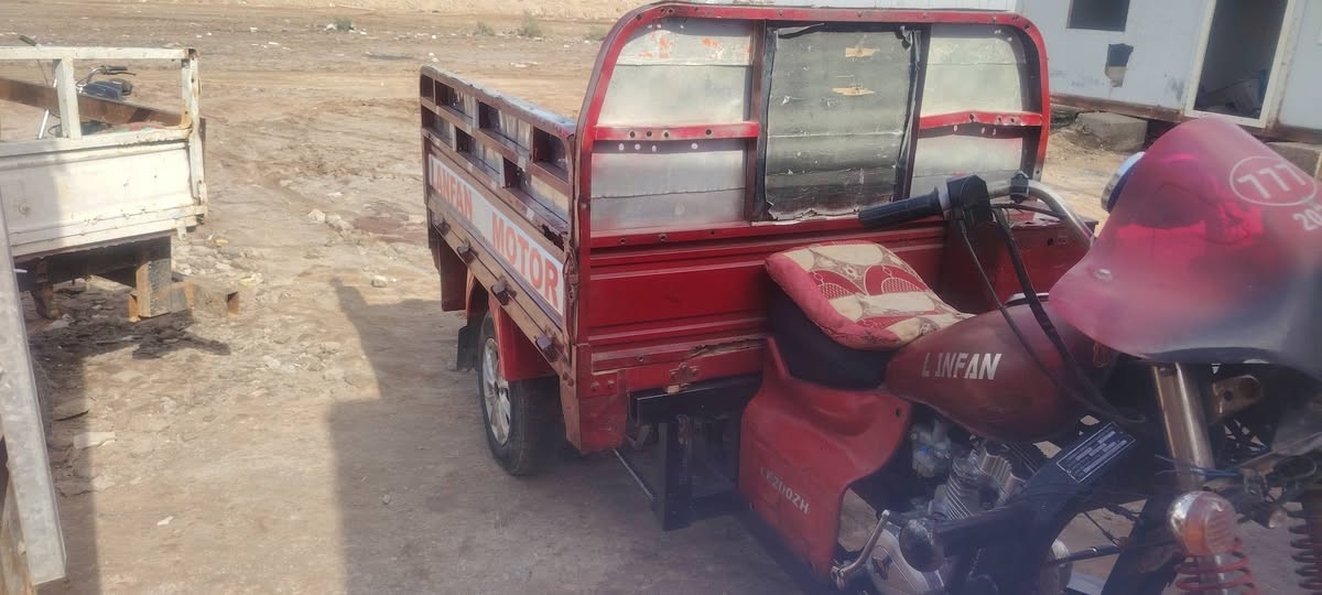 سلام عليكم ستوته لبيع وراق مكينه صار شهرين من شادها بس بيها خيط دخان ستوته خير من الله وكهربايات كامله سعر مليون رقمي ***********خابر وبيك خير وتدلل مكاني عماره
