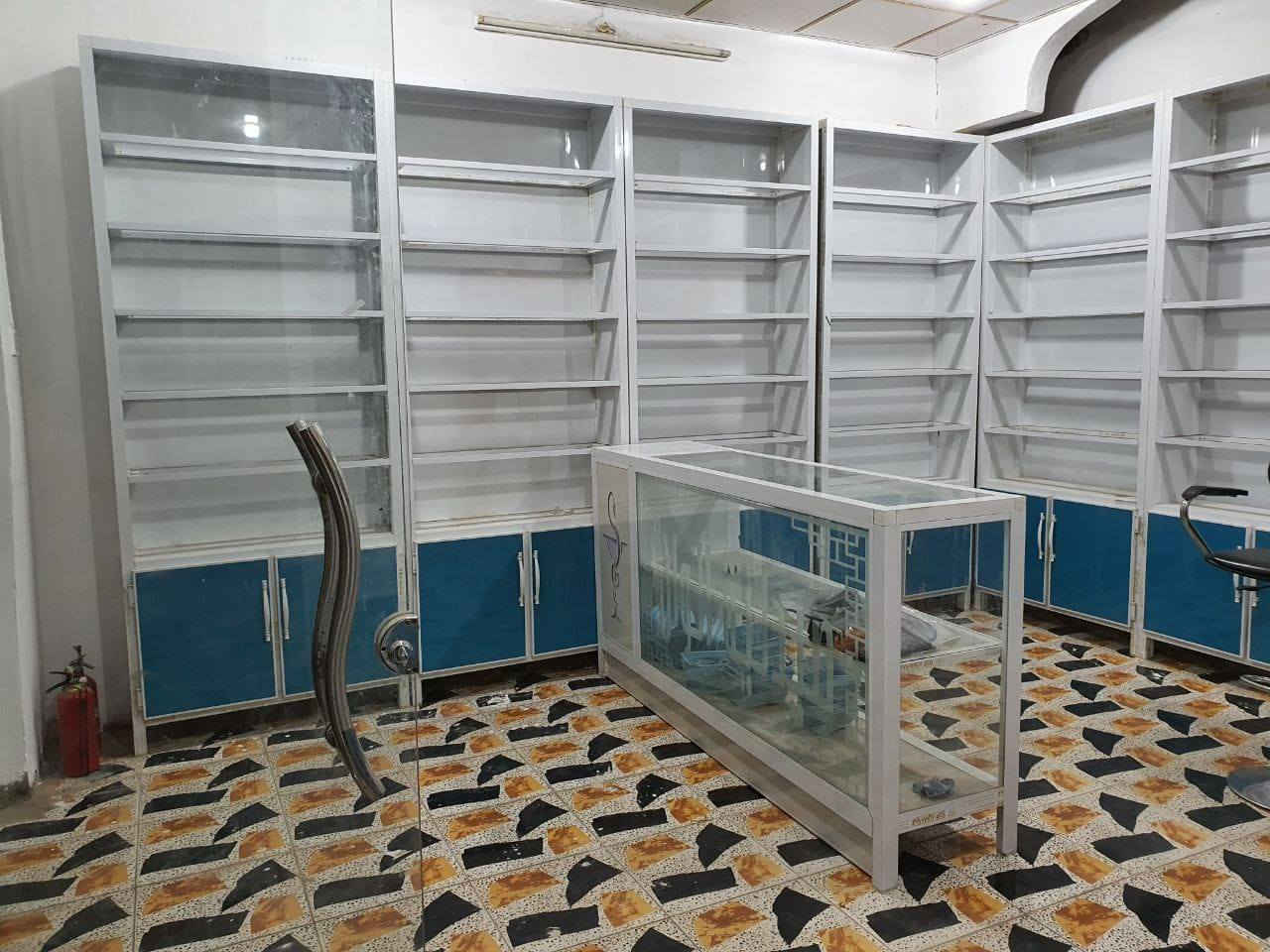 السلام عليكم
لوكرات للبيع وميز كاشير وجامخانه السماوه قضاء الخضر
***********
