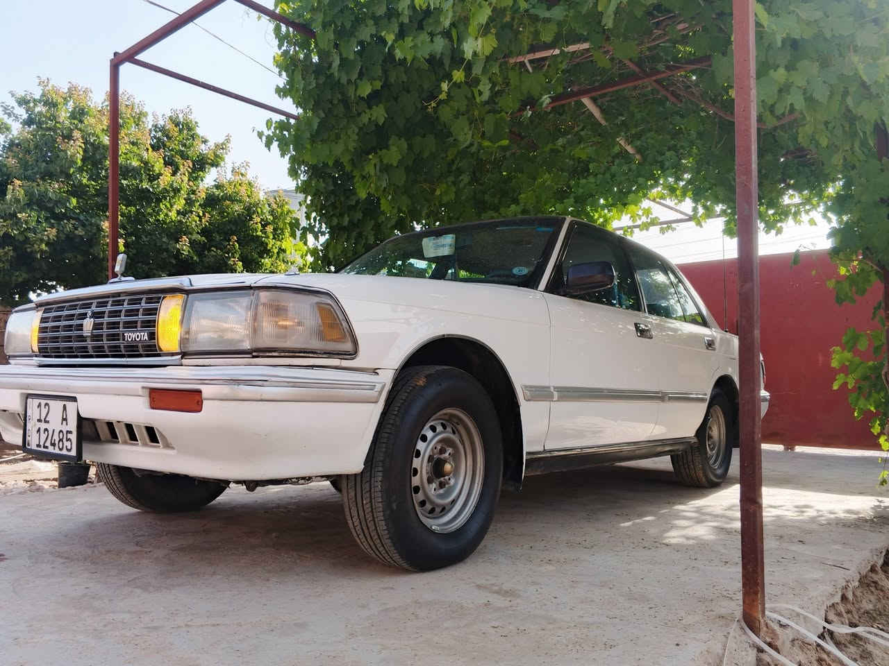 إسلام عليكم  كراون سيدان
1990  بلادي 
مكينه بلادي 5M
كير عادي 
تدفئه تبريد 
وضع بلادي 
مكفوله كفاله عامه 
مكينه وكير وحداديه شرط 
تبريد 3قطع   سياره على وضع شركه 
ما بيها نقص 
 ويل عادي. وياها طخم كبات بلاديه 
طخم. تاير جديد
كلها شقاله ما بيها نقص 
رقم نينوى مشروع وطني سنويه 2030
السعر 95وبيها مجال 
وذا اكو مراوس بحديث وانطي فرق 
مكان صلاح الدين بيجي
رقم ***********
