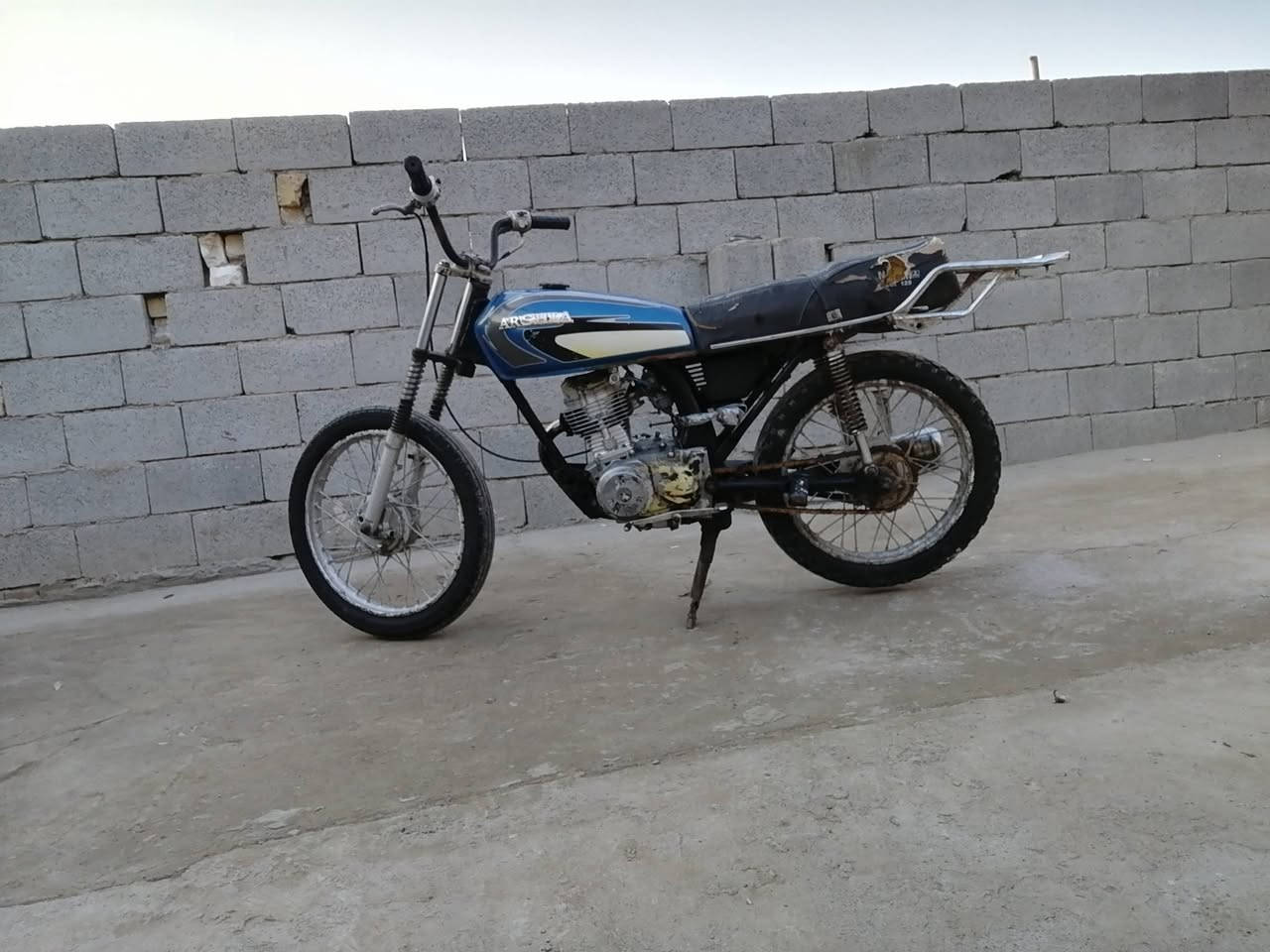 السلام عليكم دراجه موديل 19 كلك كلك المكان الرفاعي السعر 200


**إذا كنت صاحب هذا الإعلان وتريد حذفه لأي سبب، رجاءا أرسل رسالة إلى الدعم الفني**