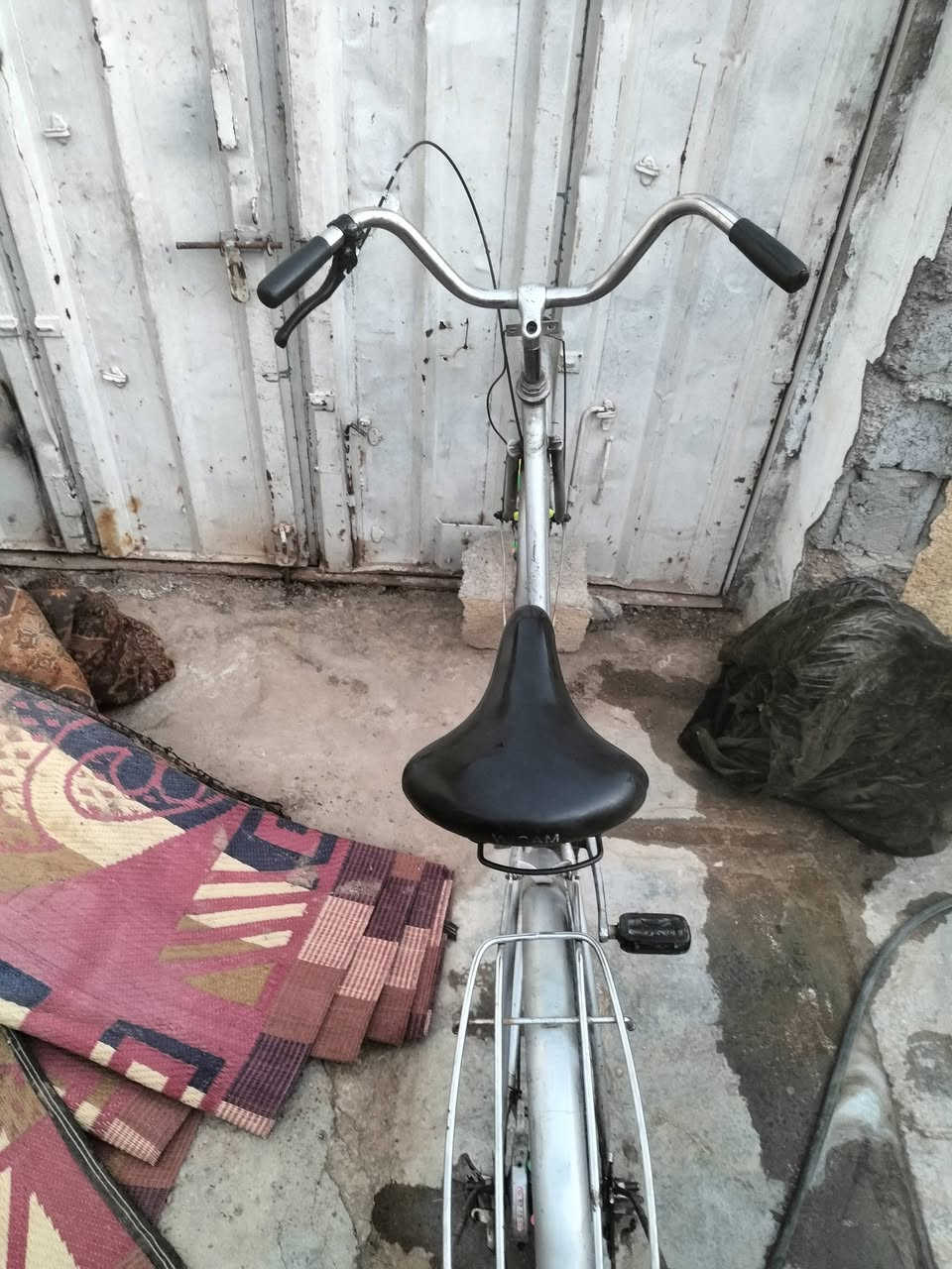سلام عليكم بايسكل بناتي للبيع حجم 26 بيه رخاوه بلتاير الخلفي بس يمشي عادي كامل بريك جديد جوابه جدد السعر 50 وبيه مجال العنوان بغداد الحسينيه الـ12


**إذا كنت صاحب هذا الإعلان وتريد حذفه لأي سبب، رجاءا أرسل رسالة إلى الدعم الفني**