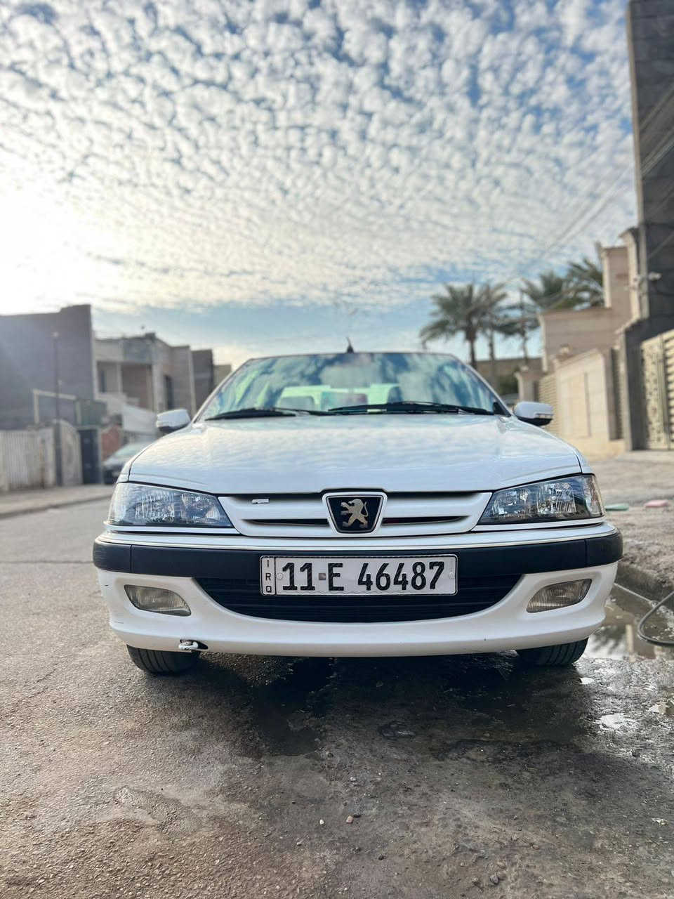 السلام عليكم
(للبيع) بيجو بارص موديل 2023
السياره كفاله عامه عده شبر بارد بالهلال الأمامي 
ماشيه km68
السياره كل نقص مابيها ( مال بيت) 
المكان: بغداد 
السعر:80 وبيه مجال جداً بسيط
للأستفسار: ***********
